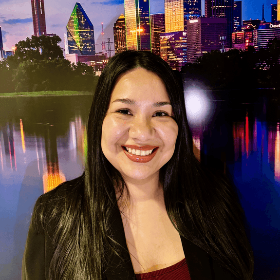 Headshot of Elizabeth Adame