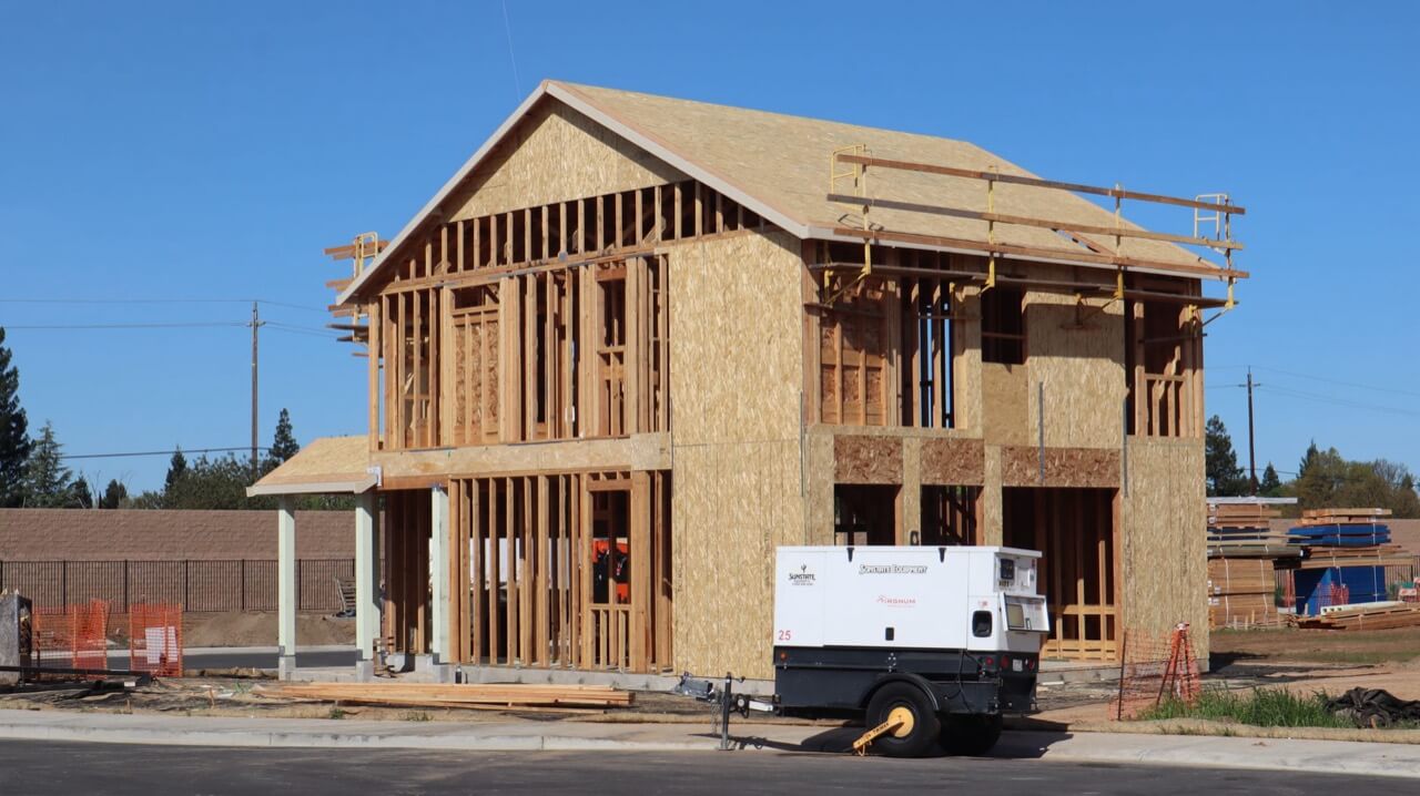 Can a Construction Loan Finance a Spec Home in Costa Mesa?