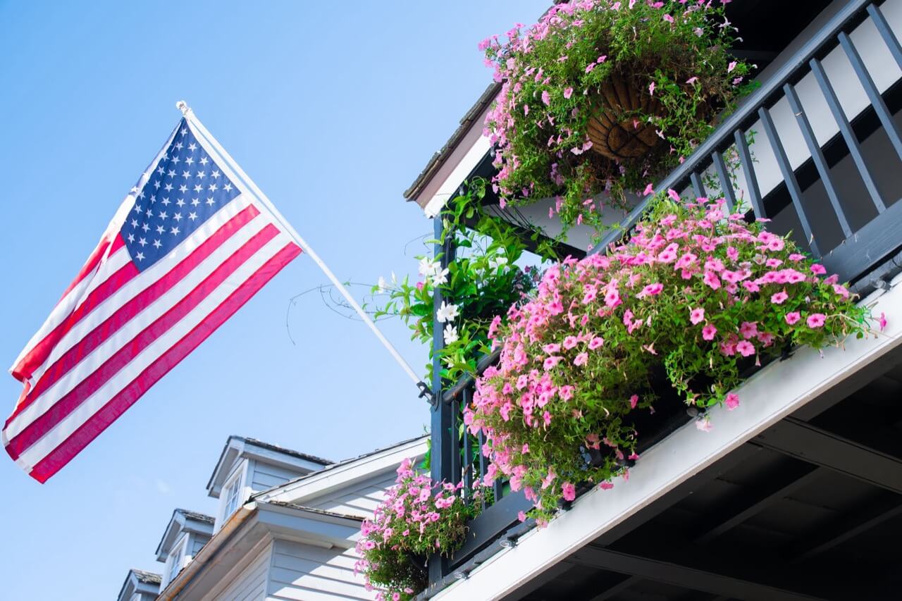 How Bank Statement Loans May Handle Low-Commission Months in Huntington Beach