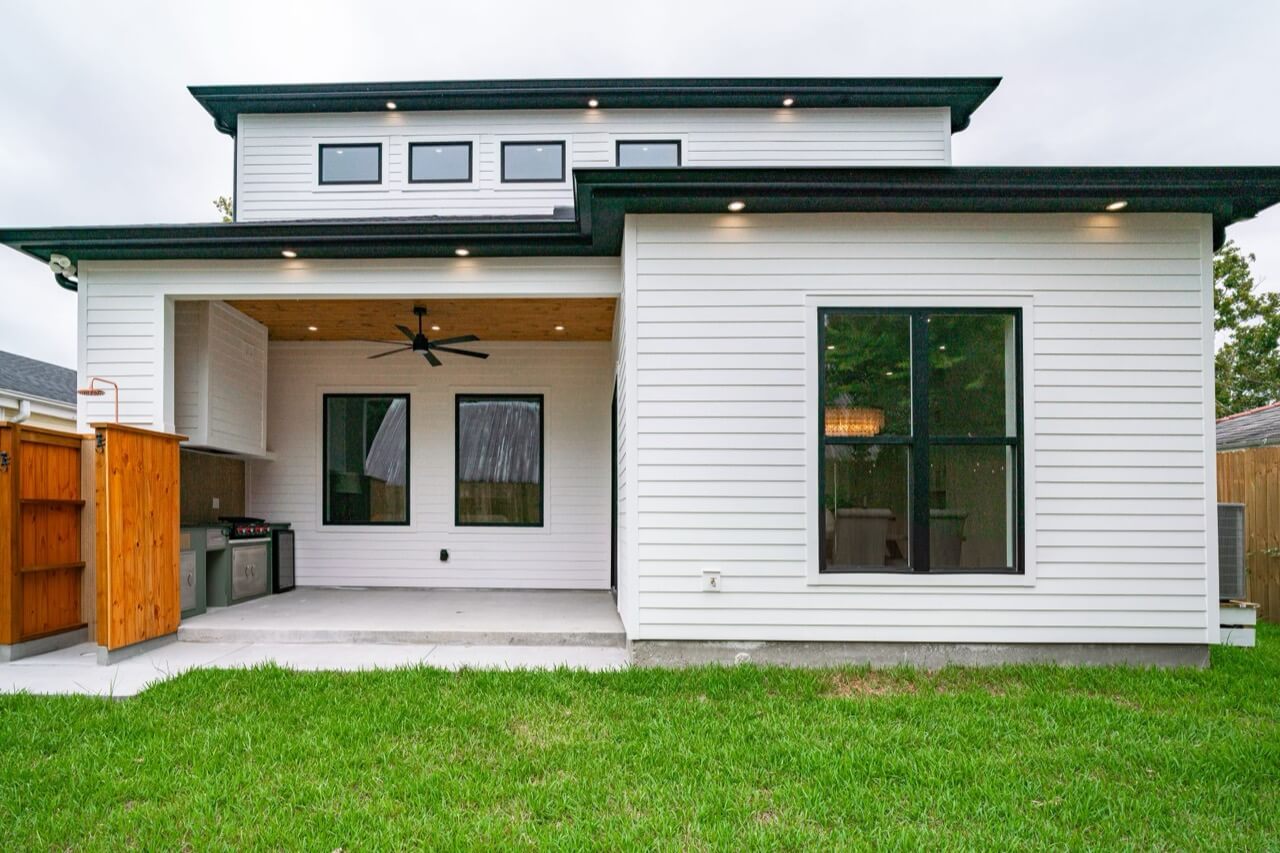 Does a HELOC Replace Your First Mortgage? Understanding Lien Position in Miami